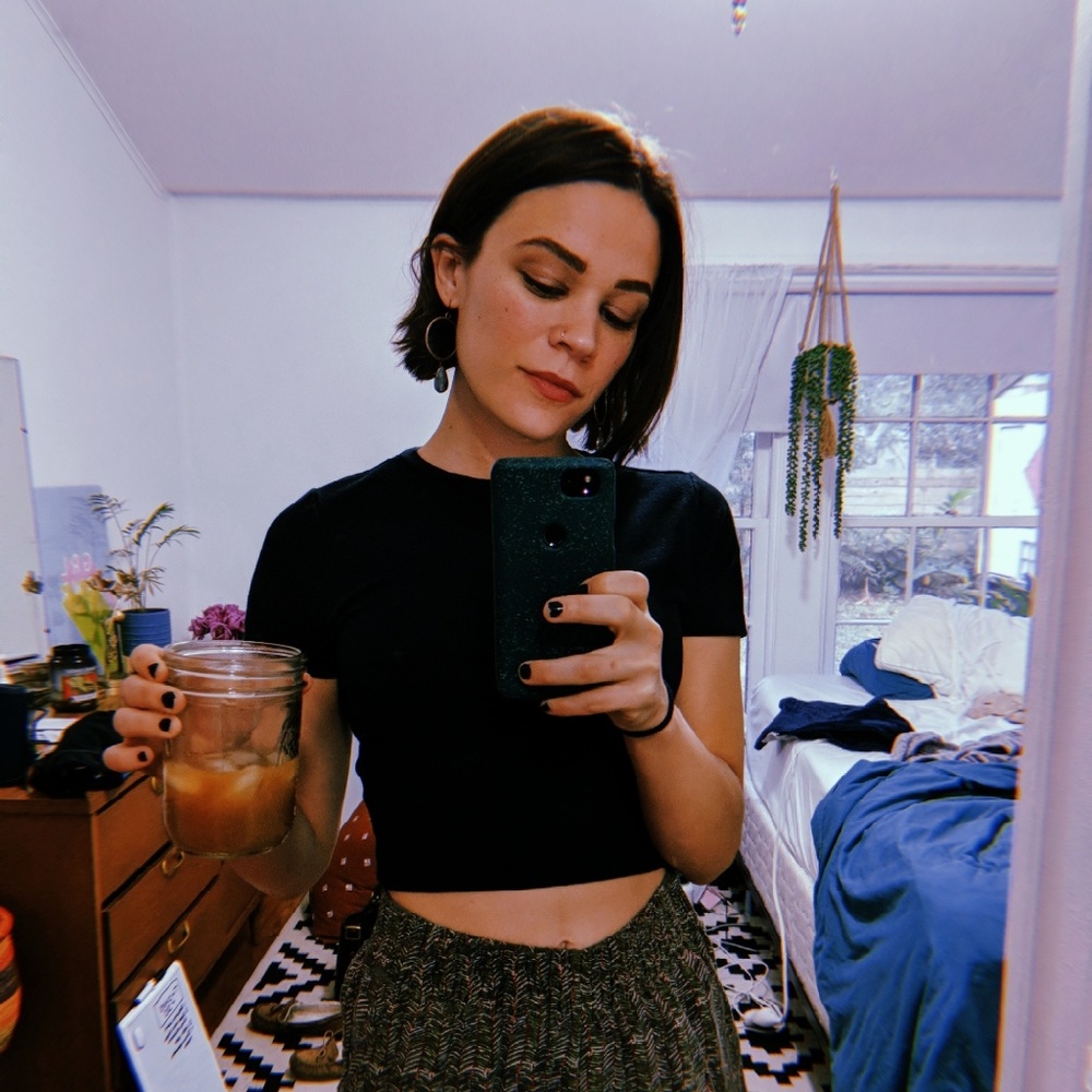 hi i'm allie bee 🐝